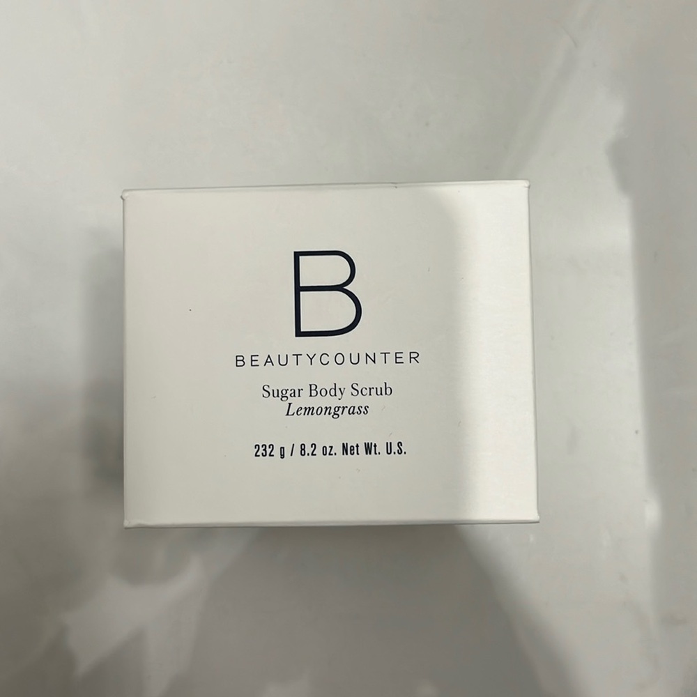 Never open Beautycounter lemongrass sugar body scrub